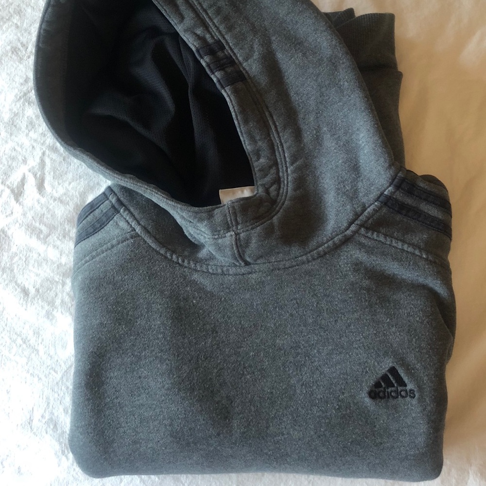 Comfy Adidas Grey Sweatshirt Men’s Medium